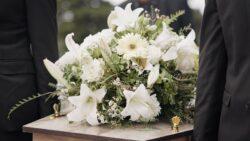 What to Say to Someone Who Is Grieving